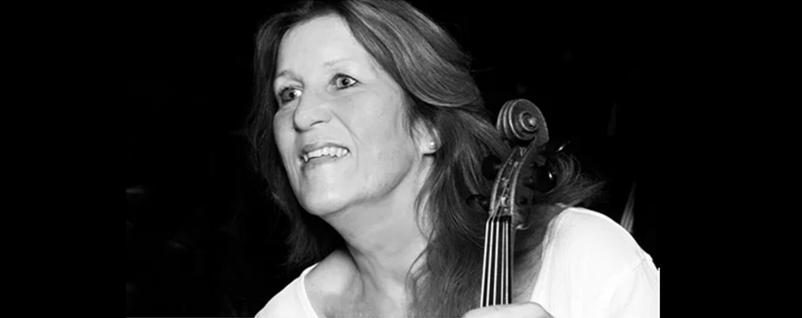 Jackie Hartley, Violin - Chamber Orchestra of Europe